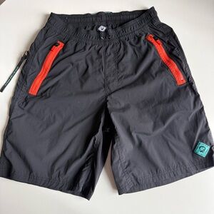 REI Co-Op OUTDOOR AFRO Shorts Size Small Hiking Trail Black with Red Blue Pocket